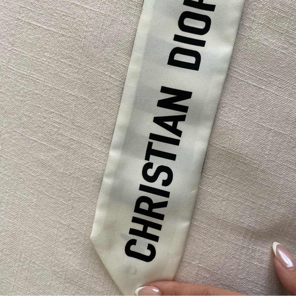 Christian Dior J'adore Striped Mitzah Scarf - Picture 12 of 17